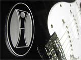 Monogramm auf E-Gitarre